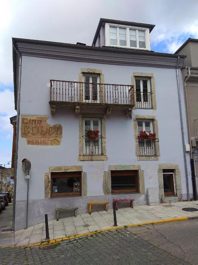 Apartamento Cine Colón Ribadeo Exterior foto